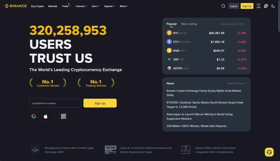 Binance homepage showing the Sign Up button and over 320 million registered users
